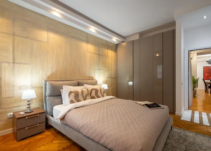 Retro Chic 부쿠레슈티