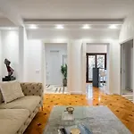 Retro Chic Apartman Bukarest