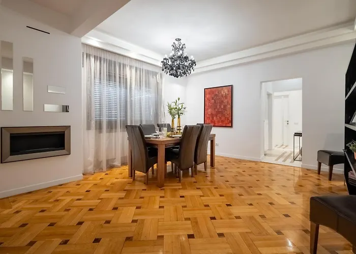 Retro Chic بوخارست