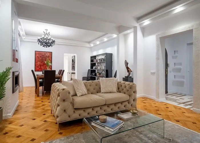 Retro Chic * Bucharest