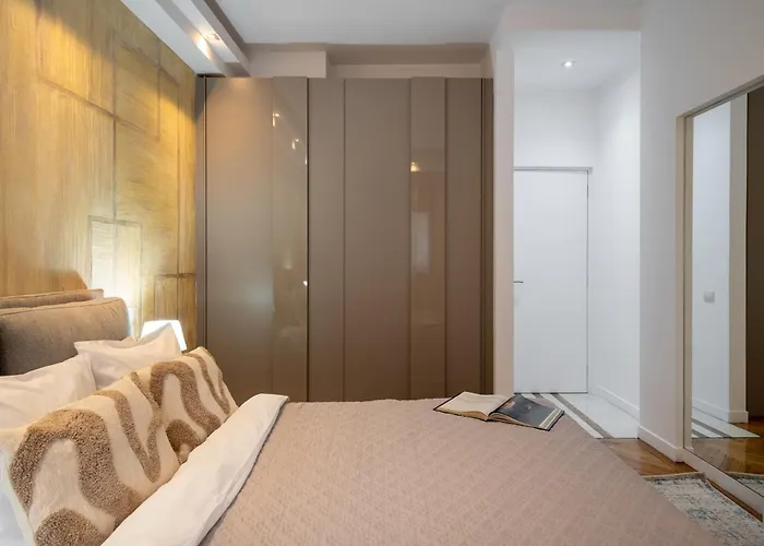 Apartment Retro Chic