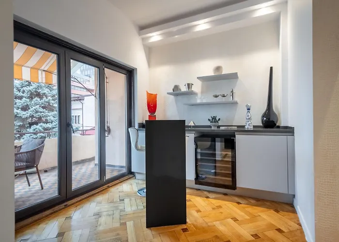 Apartment Retro Chic