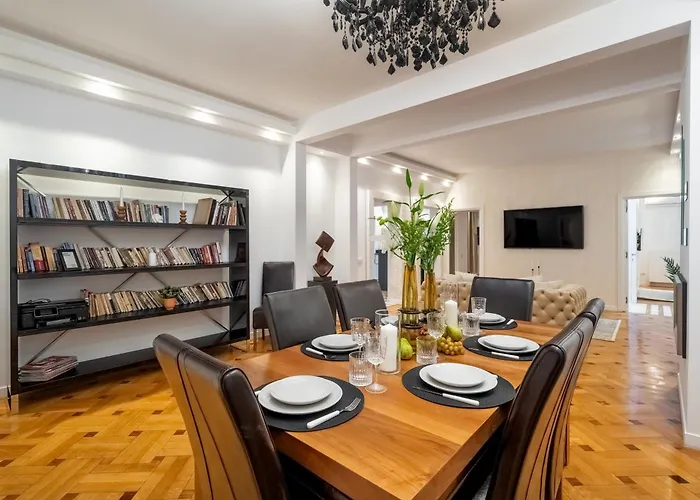 Apartment Retro Chic Bucharest