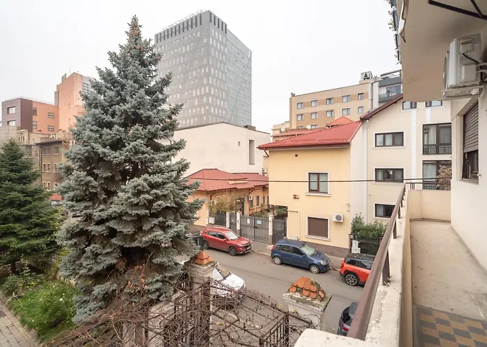 Apartment Retro Chic *