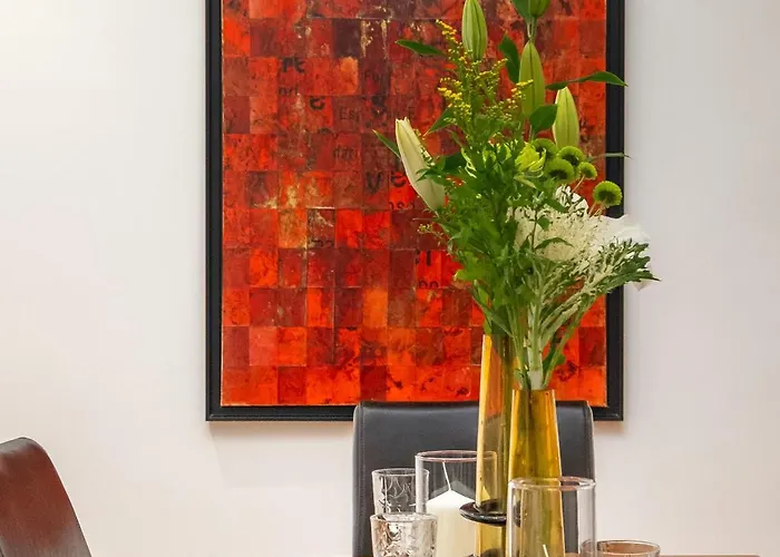 Apartment Retro Chic *