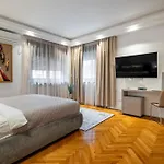 Retro Chic * 부쿠레슈티