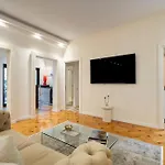 Retro Chic 아파트